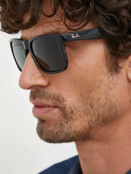 Γυαλιά ηλίου Ray-Ban μαύρο