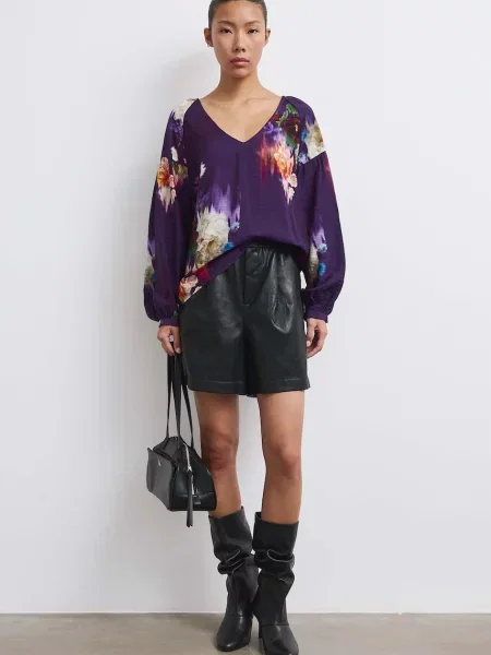 Medicine bluza z viskozo