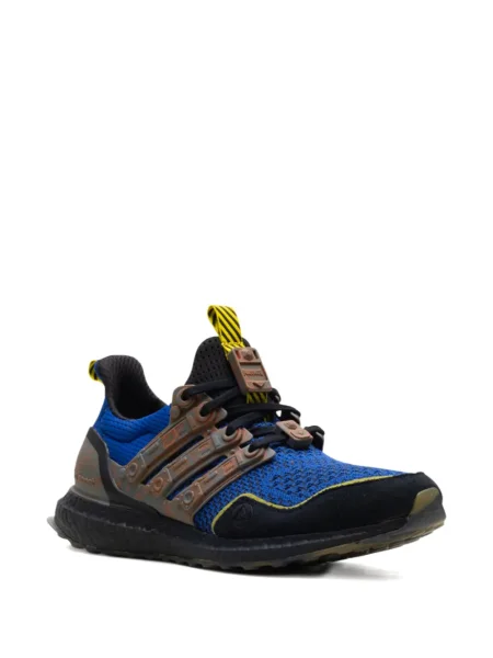 Маратонки Adidas UltraBoost от креп оранжево