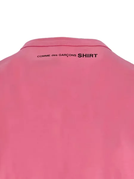 Μικρός μπλούζα Comme Des Garçons Shirt με σχέδιο ροζ