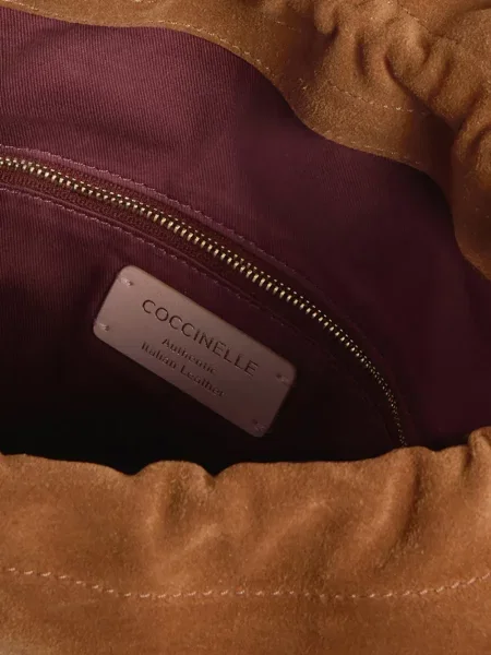 Τσάντα Coccinelle σουέτ με βολάν καφέ