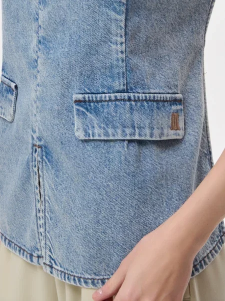 Топ Armani Exchange блакитний