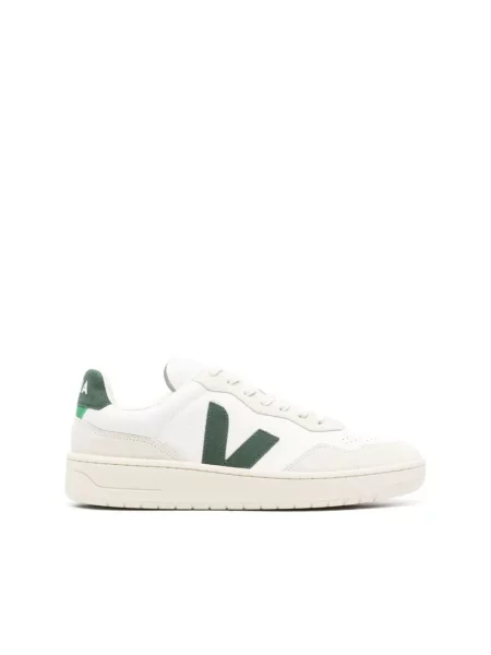 Sneakersy Veja zamszowe białe