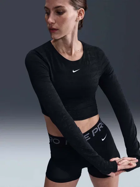 Топ NIKE чорний