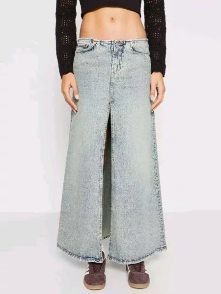 Джинсова спідниця Weekday блакитний