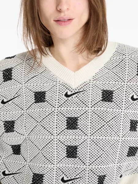 Pantaloni scurți Nike cu imprimeu geometric cu imagine din canvas negru