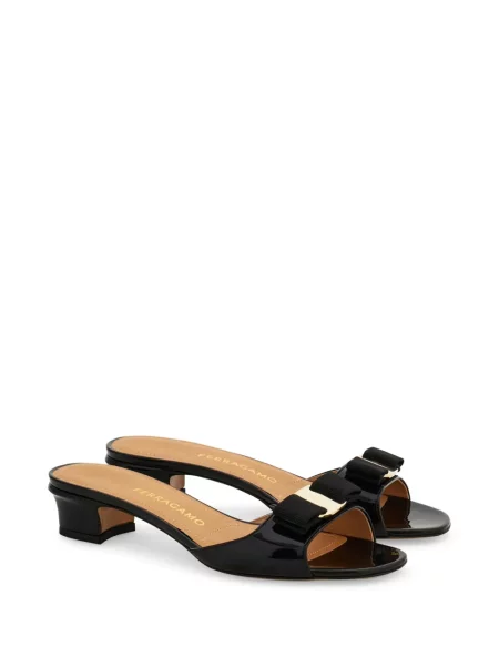 Sandale Ferragamo cu funde negru