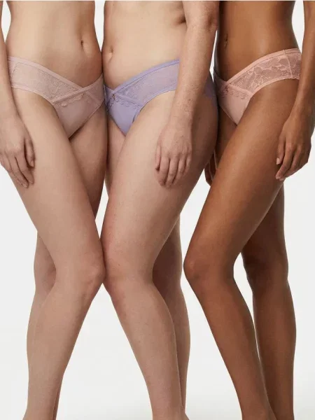 Бразильські трусики з мереживом і декоративним сердечком набір 3 шт. різнобарвний