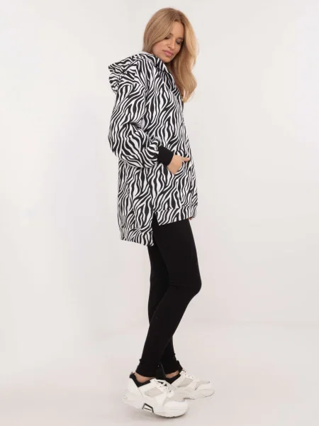 Geacă Fashionhunters cu imagine alb