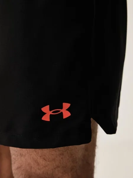 Under Armour спортивні шорти Vanish Woven