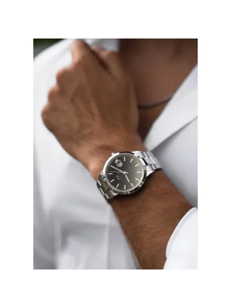 Daniel Wellington zegarek srebrny szary
