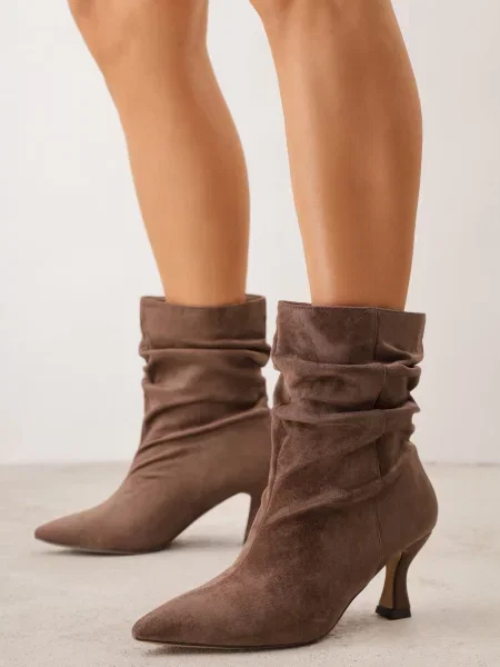 Botine pe stiletto tip slouchy Emmanuella închis bej