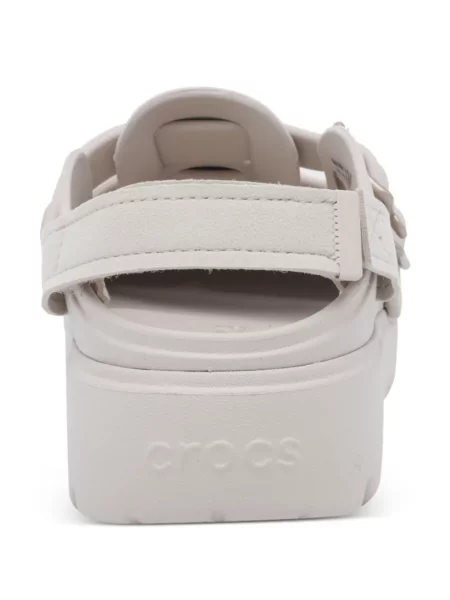 Papuci tip mules Crocs cu cataramă alb