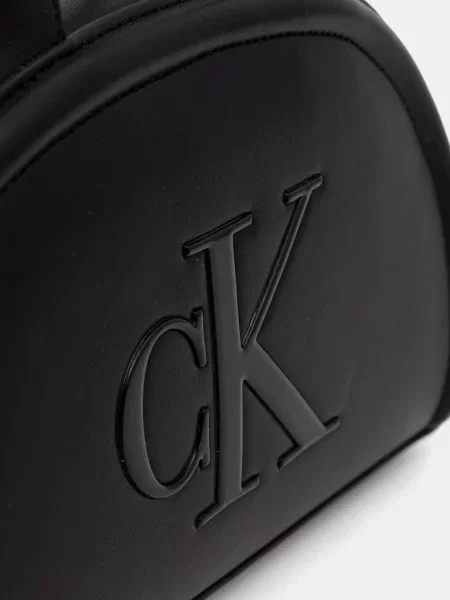 Calvin Klein Táska Bold Ck Dome Crossbody fekete