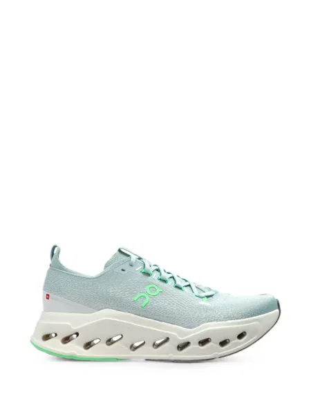 Sneakerși On albastru