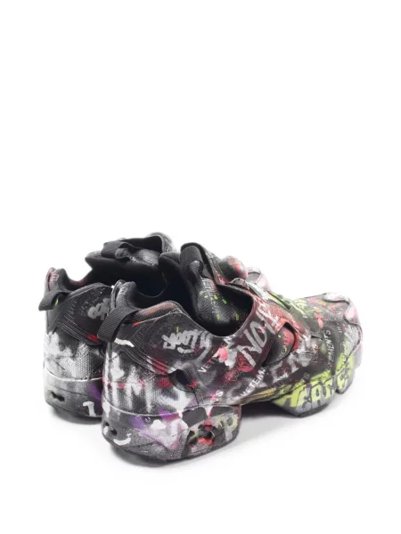 Sneakerși Vetements negru