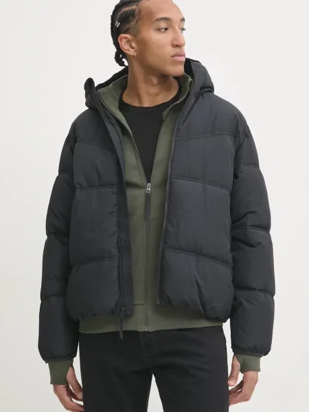 Яке Hollister Co. зимен модел черно