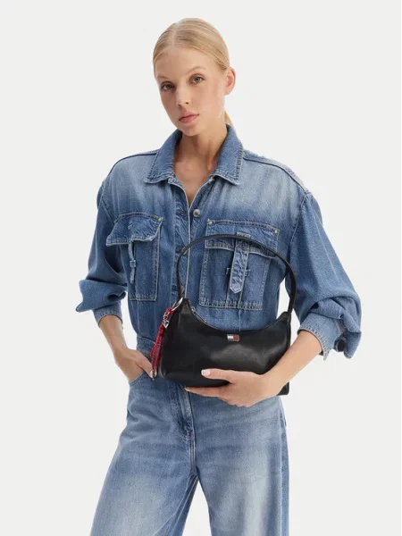 Висулка Tommy Jeans черно