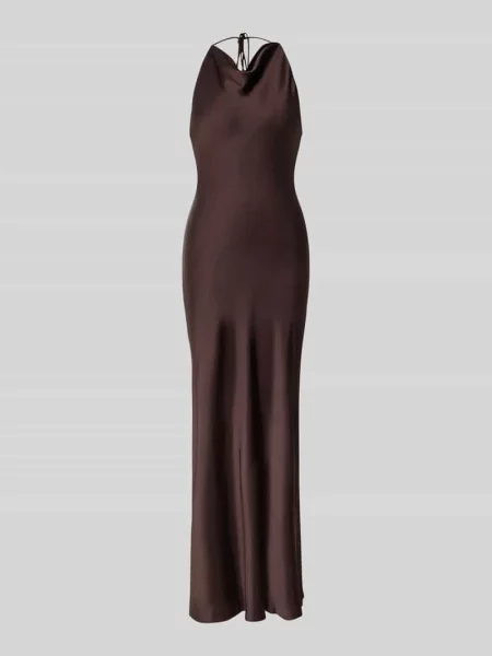 Sukienka wieczorowa z lejącym dekoltem model ‘Aria’ Forever New