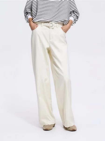 Reserved Pantaloni cu o curea decorativă nude
