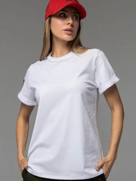 Женская трикотажная футболка біла