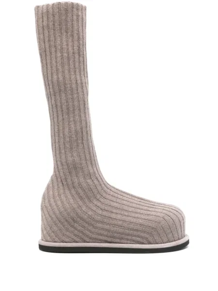 Botine Amina Muaddi maro