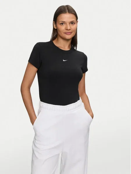 Nike Sportswear Póló / fehér fekete
