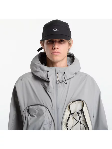 Kšiltovka Oakley Latitude Waterproof Cap Pitch Black Universal černá