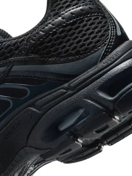 Nike Air Max Moto 2K маратонки за деца черно