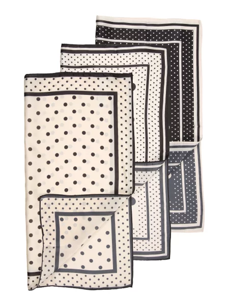 ABOUT YOU Ruta svetlo bež / črna / volneno bela