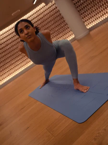 Legginsy do jogi i pilatesu niebieskie