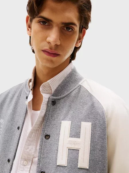 Бомбер Tommy Hilfiger сірий