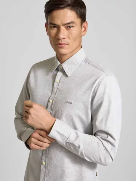 Koszula casualowa o kroju regular fit z mieszanki bawełny model ‘RELEGANT’ Boss Orange khaki