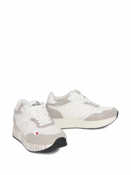 Matlasat sneakerși Love Moschino alb
