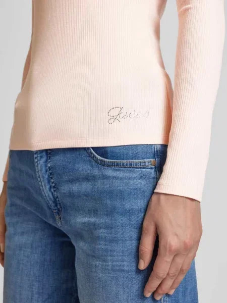 Bluzka z długim rękawem i efektem prążkowania model ‘KARLEE’ Guess różowa