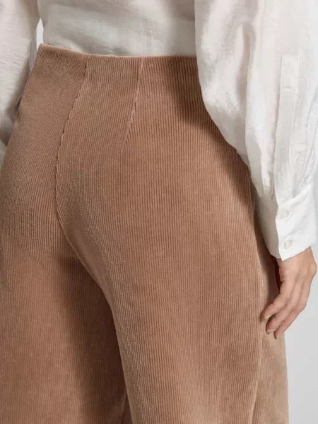 Spodnie sztruksowe o kroju tapered fit z mieszanki bawełny model SALLY' Raffaello Rossi beżowe