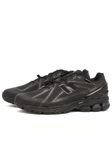 Sneakersy New Balance czarne