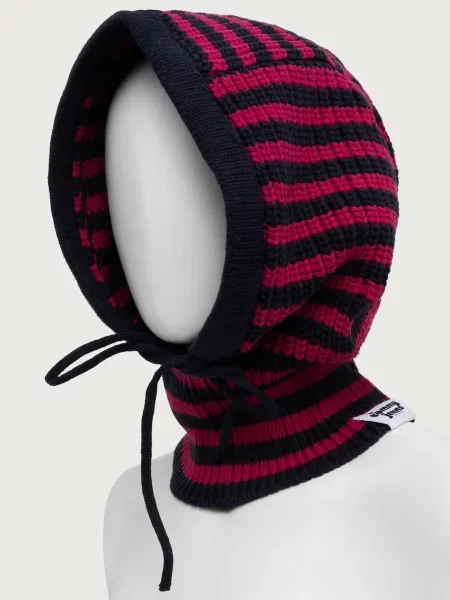 Căciulă Tommy Jeans cu glugă negru