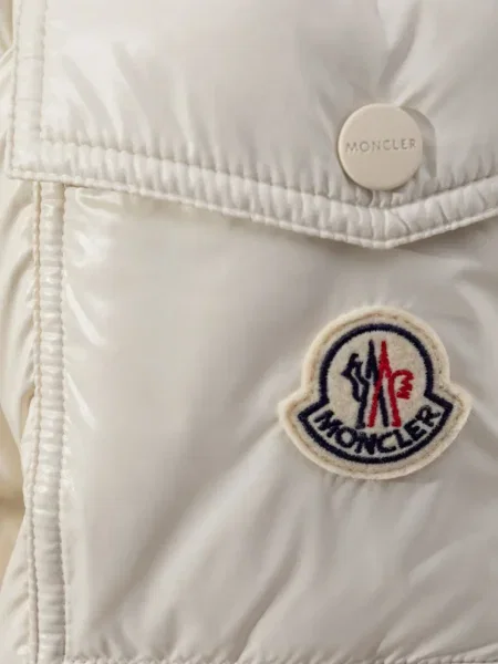 Pernata jakna Moncler