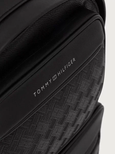Tommy Hilfiger раница мъжка от имитация на кожа черно