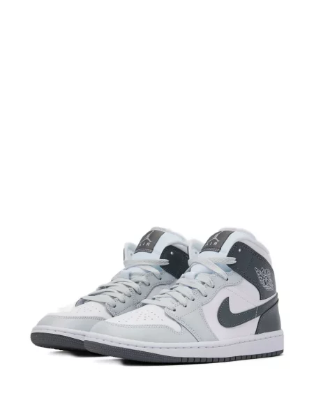 Sneakerși Jordan alb