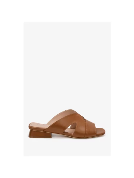 Кожаные шлепанцы Evaluna коричневые