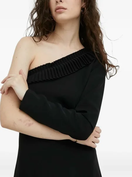 Плисирана костюм мини рокля The Kooples едно рамо черно