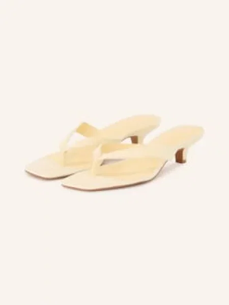 Steve Madden Prstové Sandály Tracie tmavě žlutá