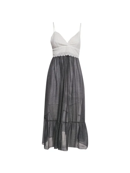 Rochie Sandro din dantelă de costum negru