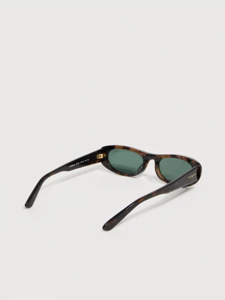 VOGUE Eyewear Slnečné okuliare karamelová / tmavohnedá