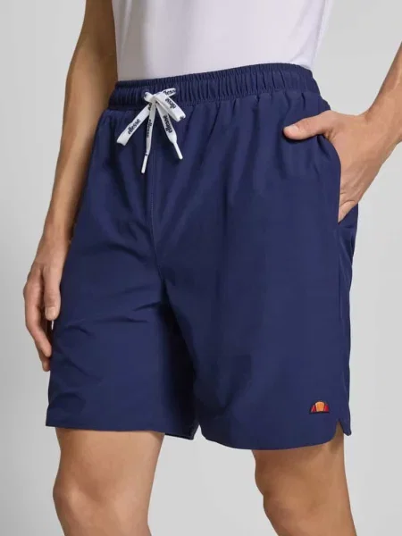 Szorty o kroju regular fit z tunelem model ‘SAN JUAN’ Ellesse