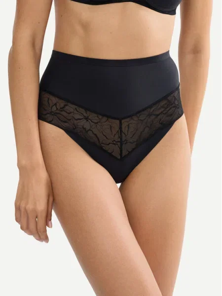 Triumph Tanga Comfort Contour fekete