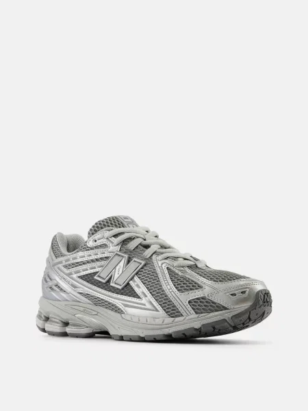 Кроссовки New Balance серые