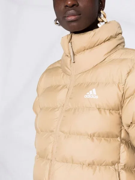 Яке Adidas бродирано